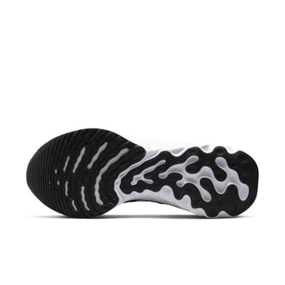 NWT Nike Men’s Sneakers Black/White Size 8 Athletic Casual Shoes